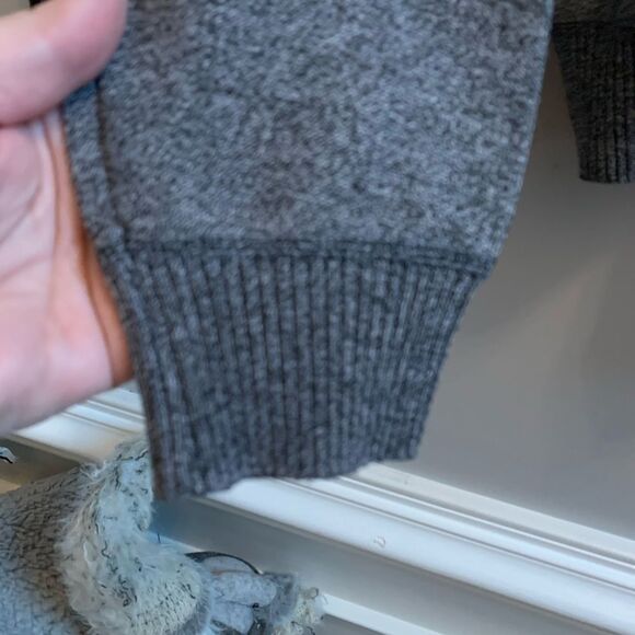 Leonardo Gavino Faux Leather Zip Up Sweater Cardigan sz S EUC - Picture 4 of 7